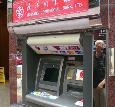 Banken China in problemen: rekeninghouders vier banken mogen hun geld niet meer opnemen